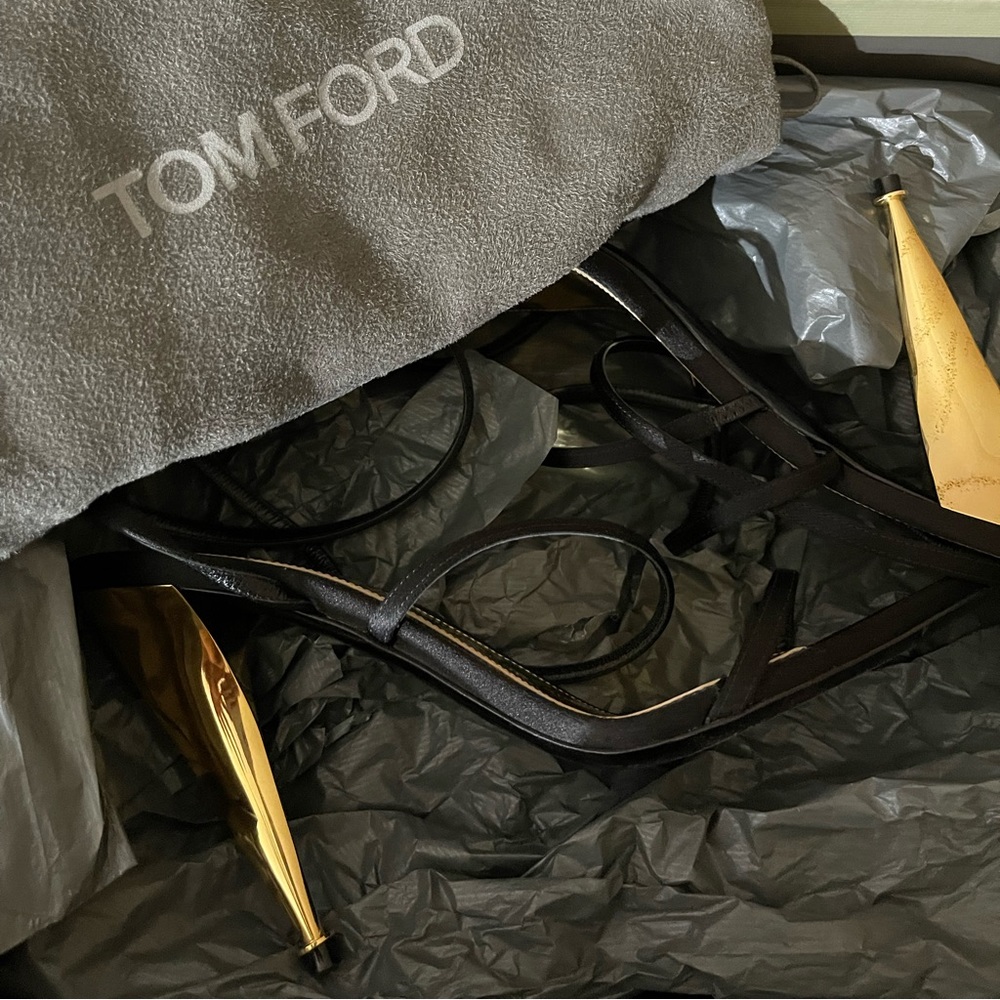 COPY - Black satin ankle strap with gold heel - Picture 11 of 12